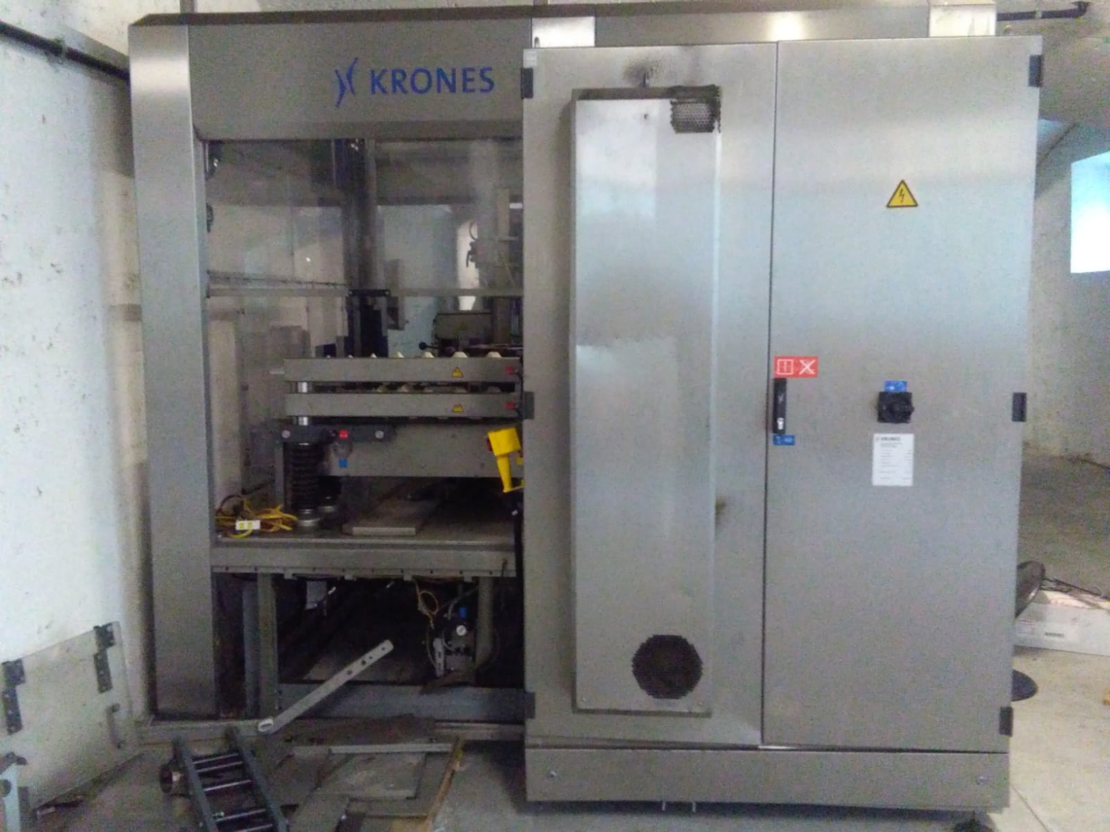 Krones Contiroll HS Labeling Machine YOM 2010 44,000 B/HR at 1.5